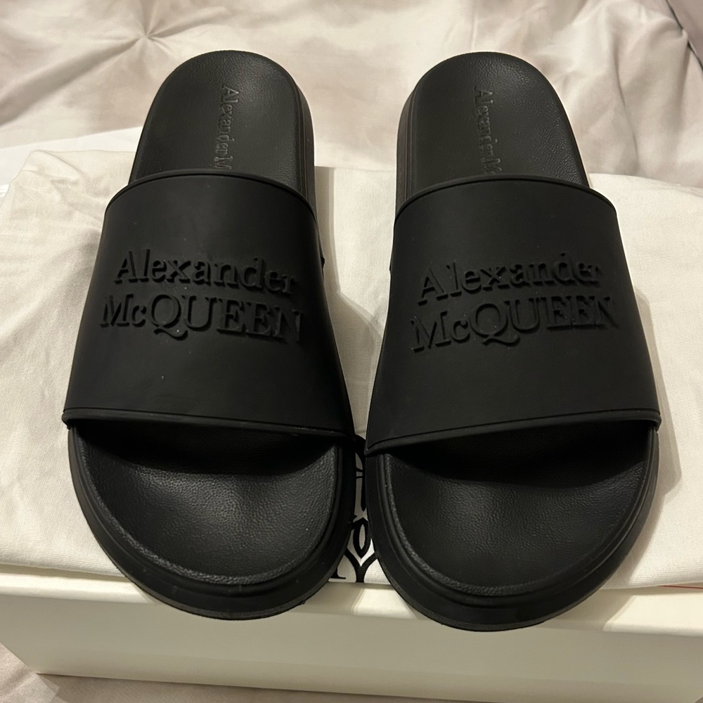 🖤🖤Like New Mens Alexander McQueen Pool Slides Size 43.5 (10.5) 🖤🖤